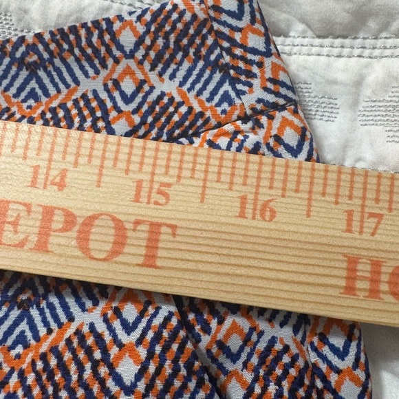 Joie High Waist Blue snd Orange Geometric Linen and Silk Blend Shorts. - Picture 10 of 15